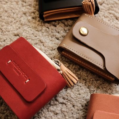 皮具設計在服裝與飾品批發市場中的定位與機遇